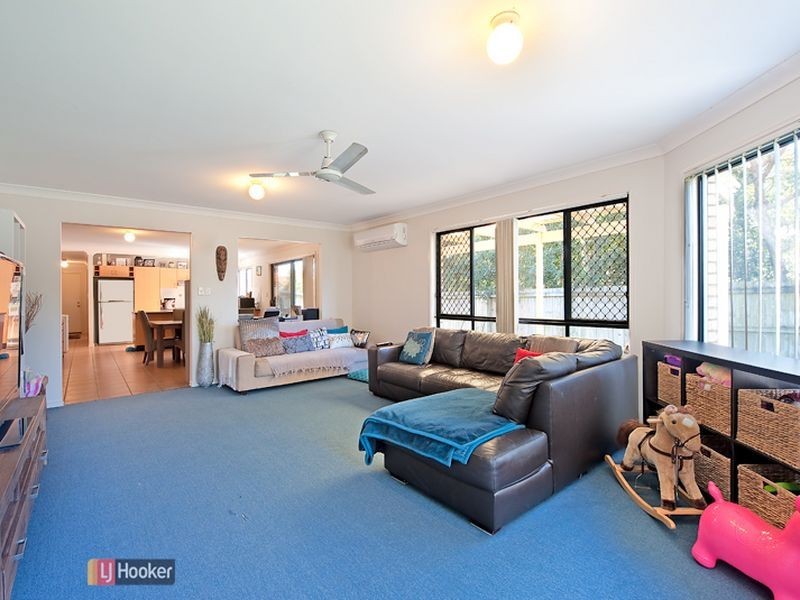 12 Heathcote Avenue, North Lakes QLD 4509