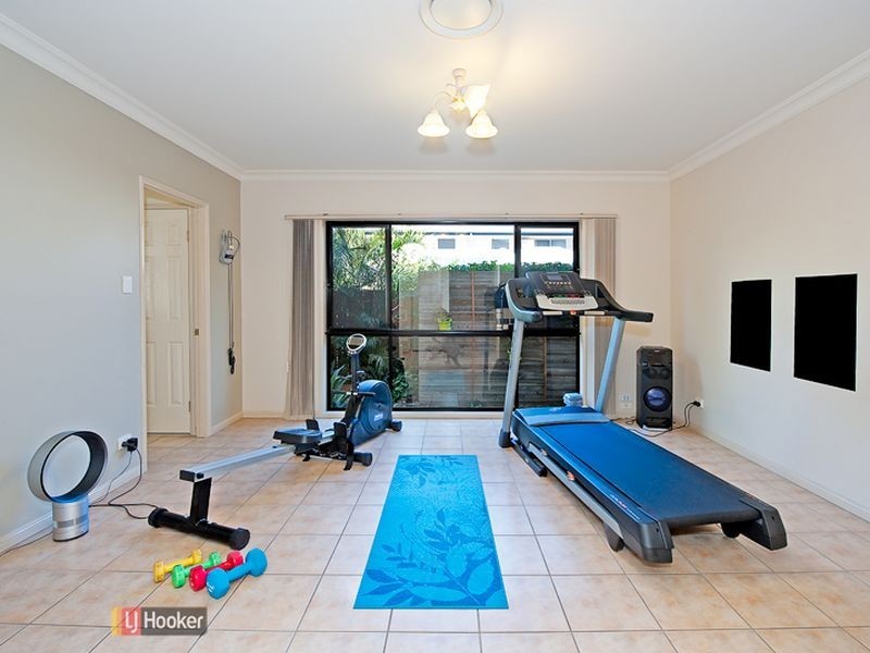 4 Chilton Crescent, North Lakes QLD 4509