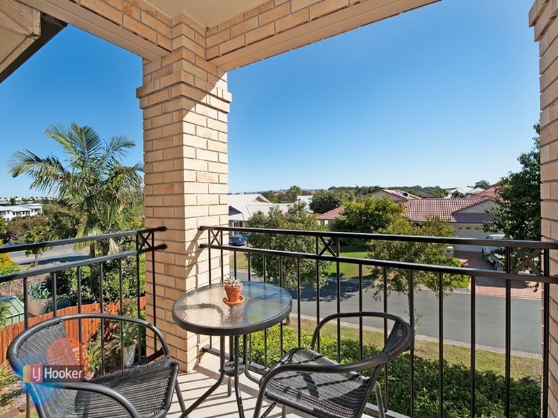 4 Chilton Crescent, North Lakes QLD 4509