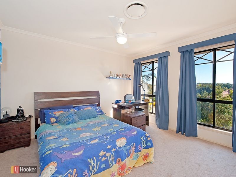 4 Chilton Crescent, North Lakes QLD 4509