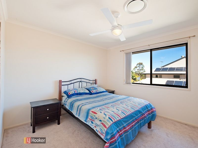 4 Chilton Crescent, North Lakes QLD 4509