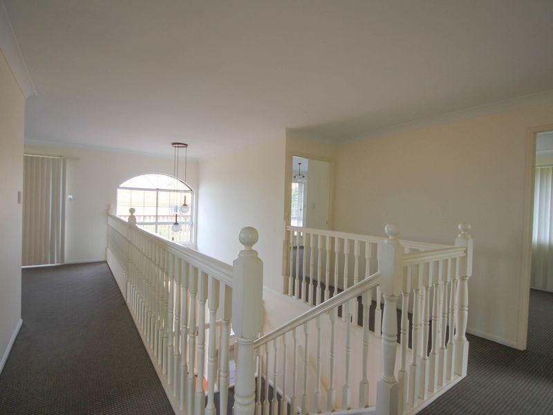 10 Southerden Drive, North Lakes QLD 4509