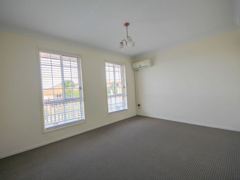 10 Southerden Drive, North Lakes QLD 4509