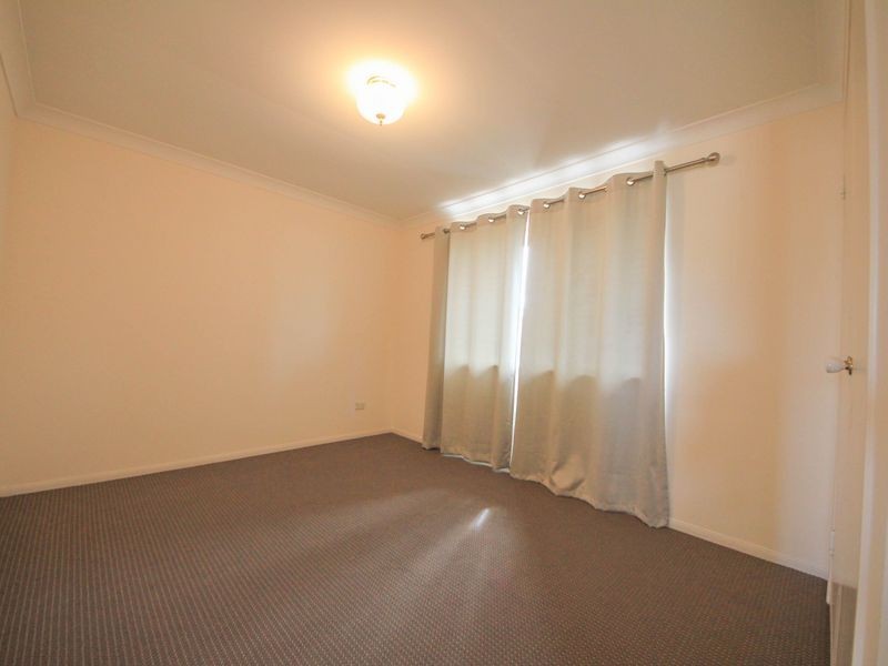 10 Southerden Drive, North Lakes QLD 4509