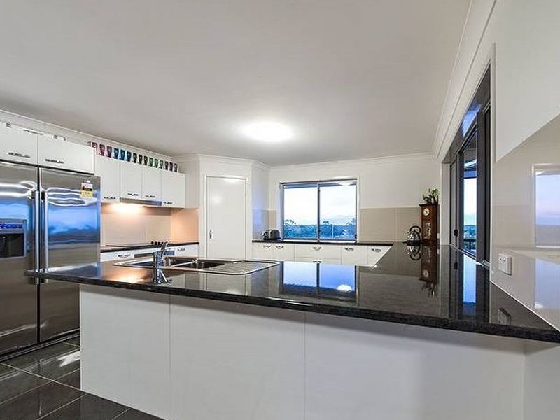 8 Hobby Court, Mango Hill QLD 4509