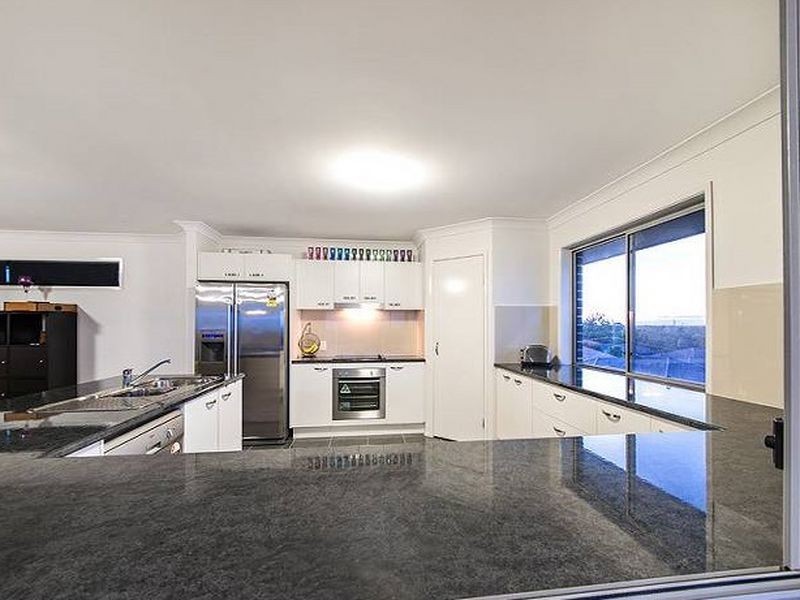 8 Hobby Court, Mango Hill QLD 4509