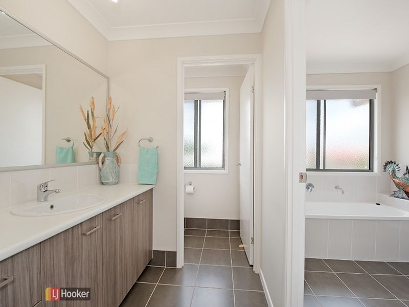 21 Trump Circuit, North Lakes QLD 4509
