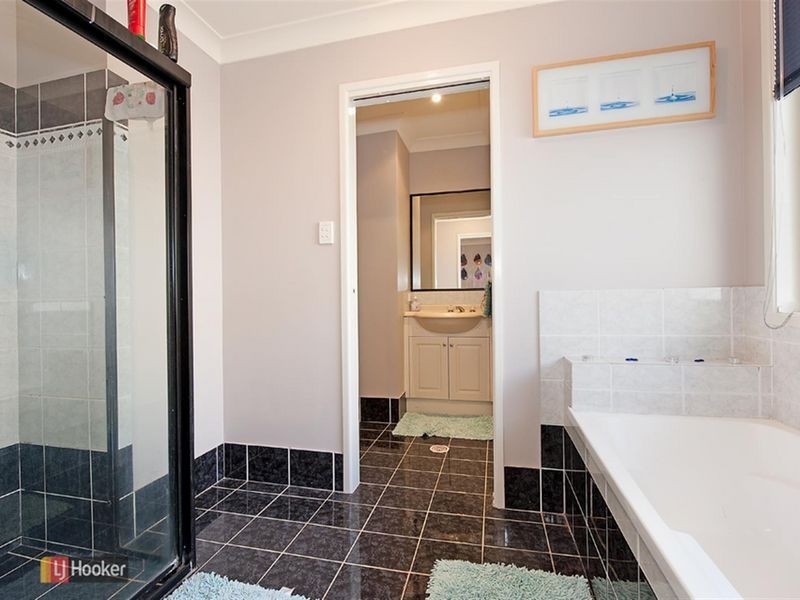 24 Lapwing Crescent, Mango Hill QLD 4509