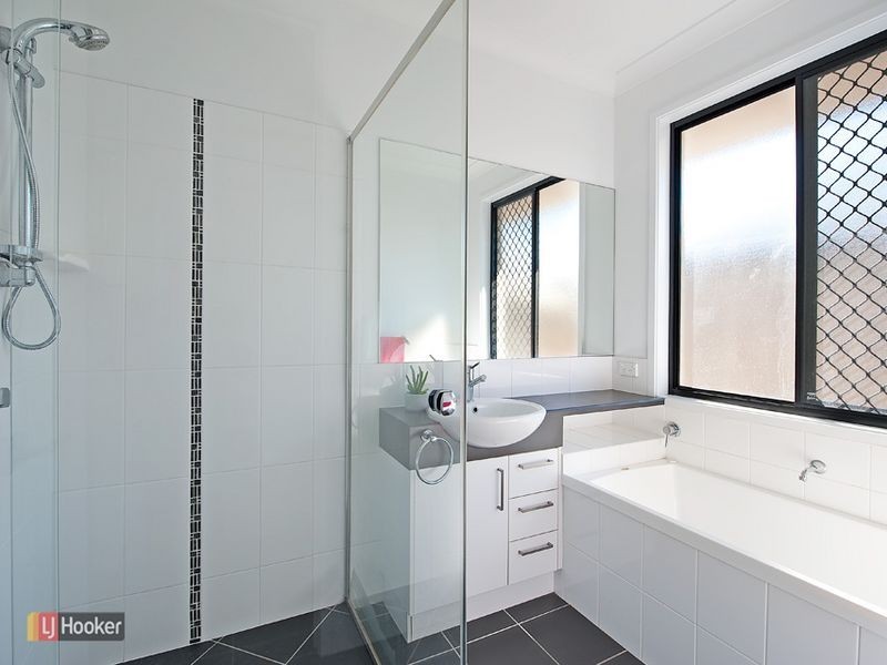 11 Tamar Circuit, North Lakes QLD 4509