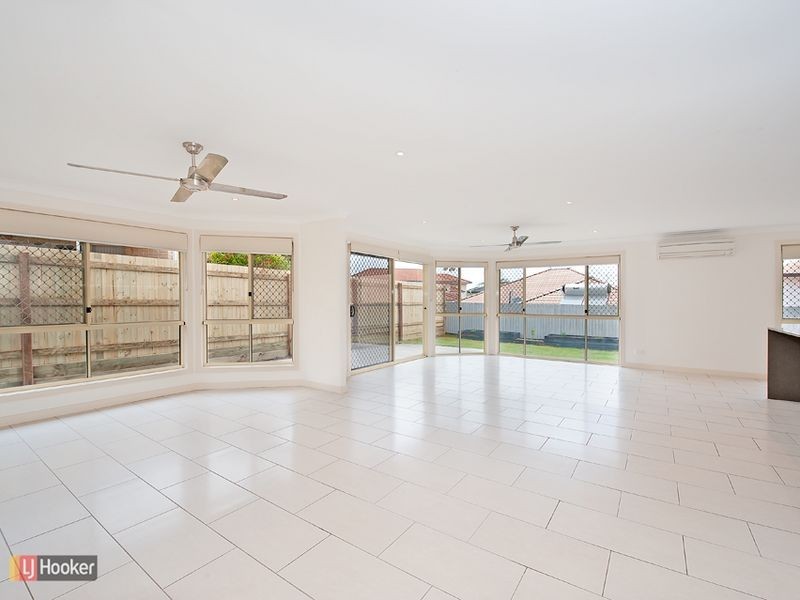 39 Southerden Drive, North Lakes QLD 4509