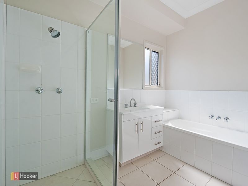 9 Crenshaw St, North Lakes QLD 4509