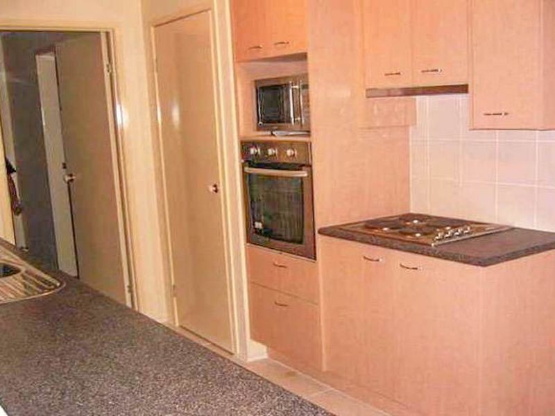 2 Sparrow Court, Deception Bay QLD 4508