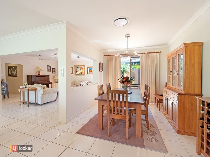 38 Sandpiper Avenue, North Lakes QLD 4509