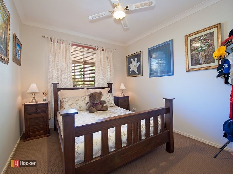 38 Sandpiper Avenue, North Lakes QLD 4509