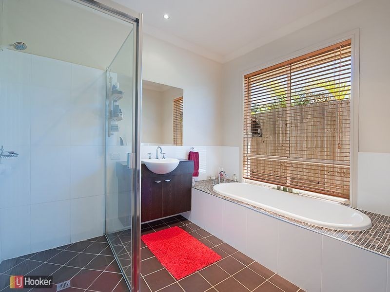 38 Sandpiper Avenue, North Lakes QLD 4509
