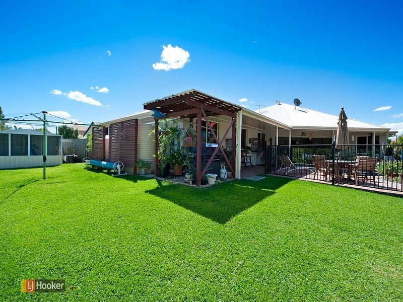 38 Sandpiper Avenue, North Lakes QLD 4509