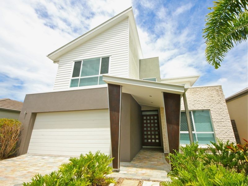 18 Elkington Cct, North Lakes QLD 4509