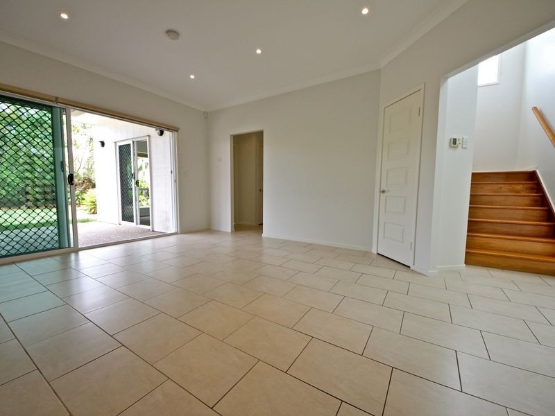 18 Elkington Cct, North Lakes QLD 4509