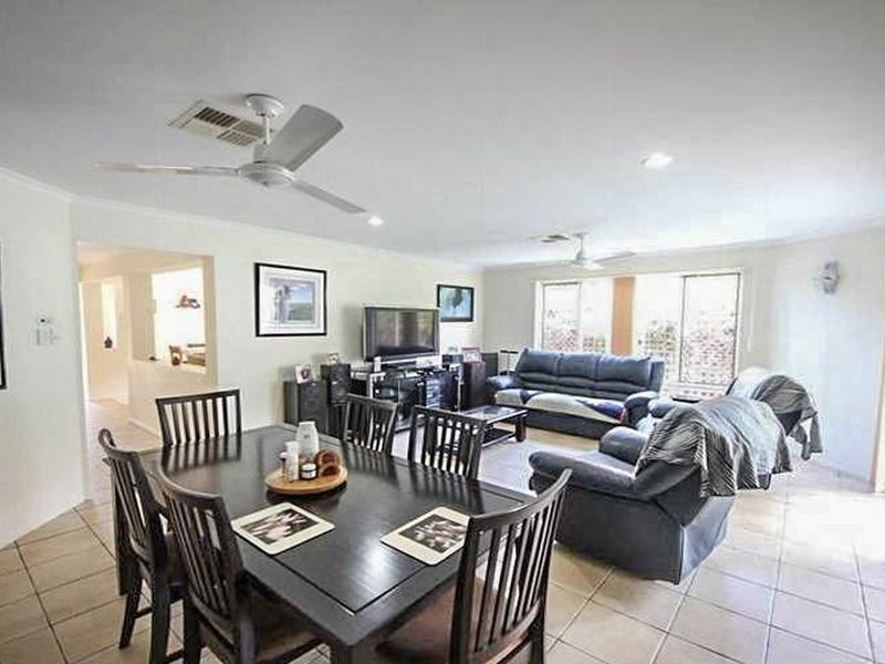 8 Hamersley Court, North Lakes QLD 4509