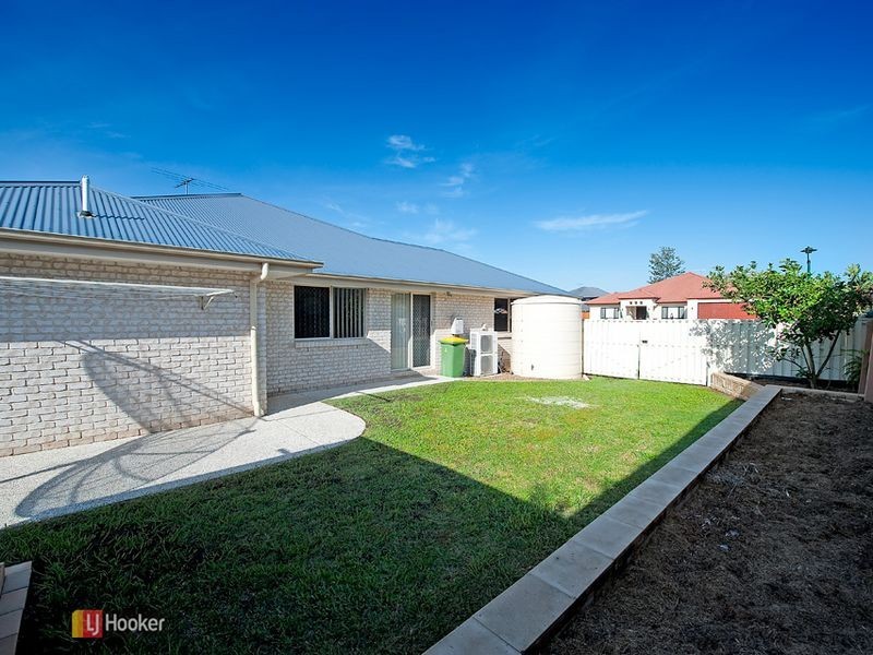 34 Topaz Drive, Mango Hill QLD 4509