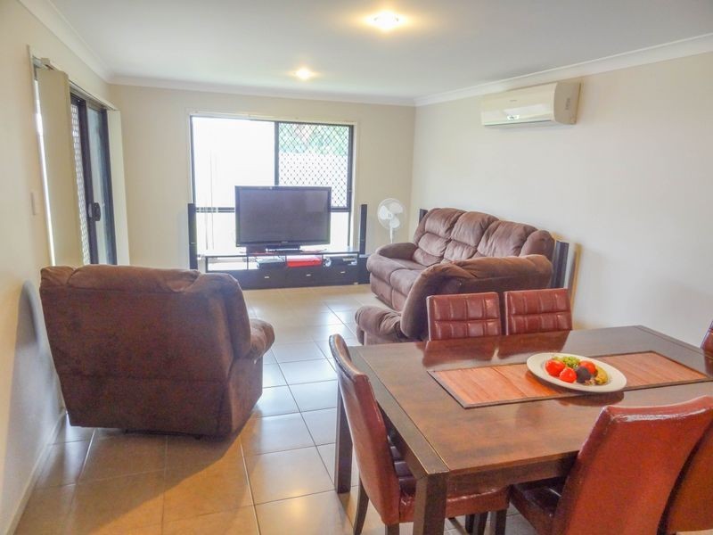 11 Sears Parade, North Lakes QLD 4509
