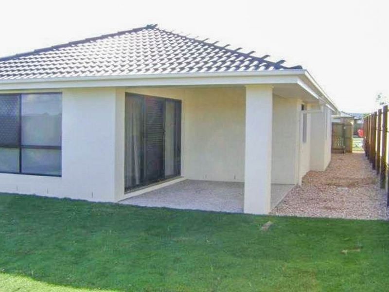 11 Sears Parade, North Lakes QLD 4509