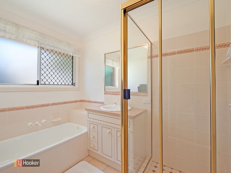 6 Wenlock Court, Murrumba Downs QLD 4503