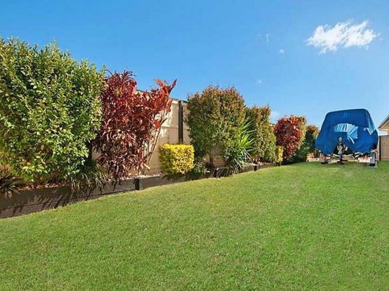 2 Kalbarri Court, North Lakes QLD 4509