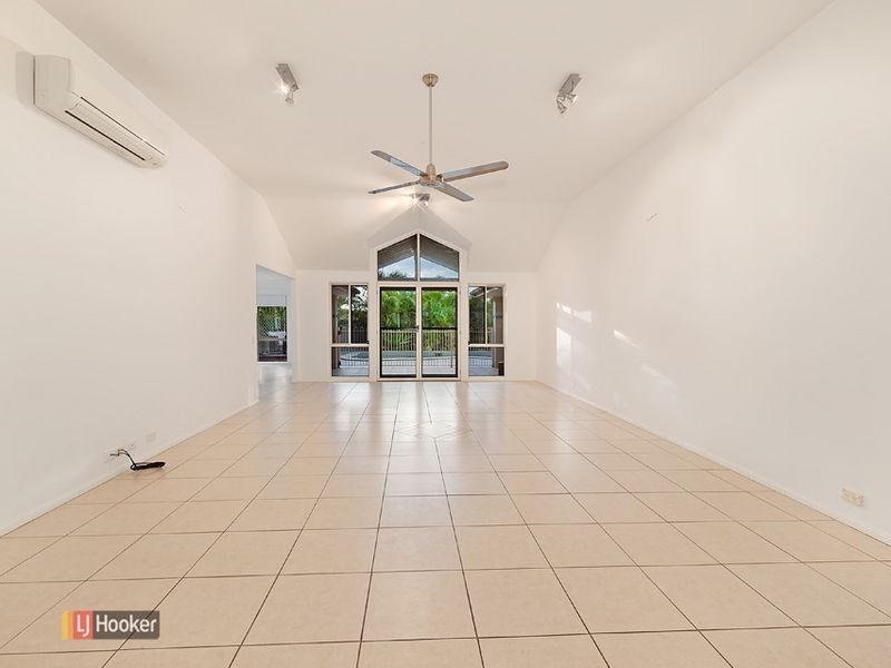 11 Canundra Street, North Lakes QLD 4509