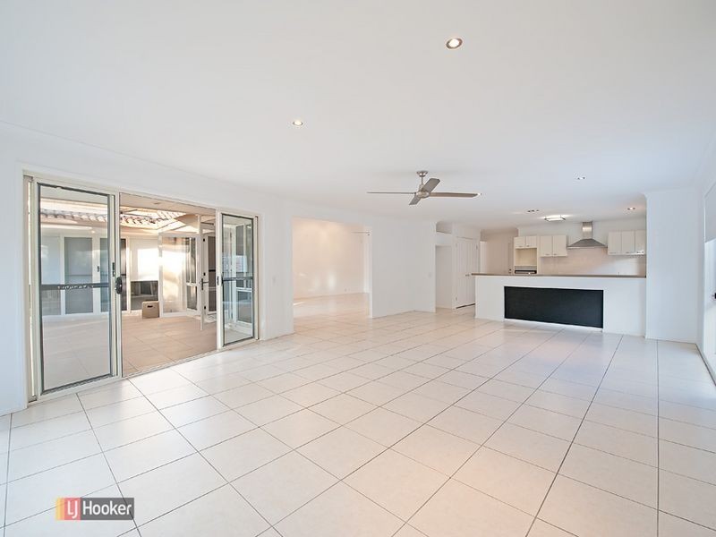 11 Canundra Street, North Lakes QLD 4509