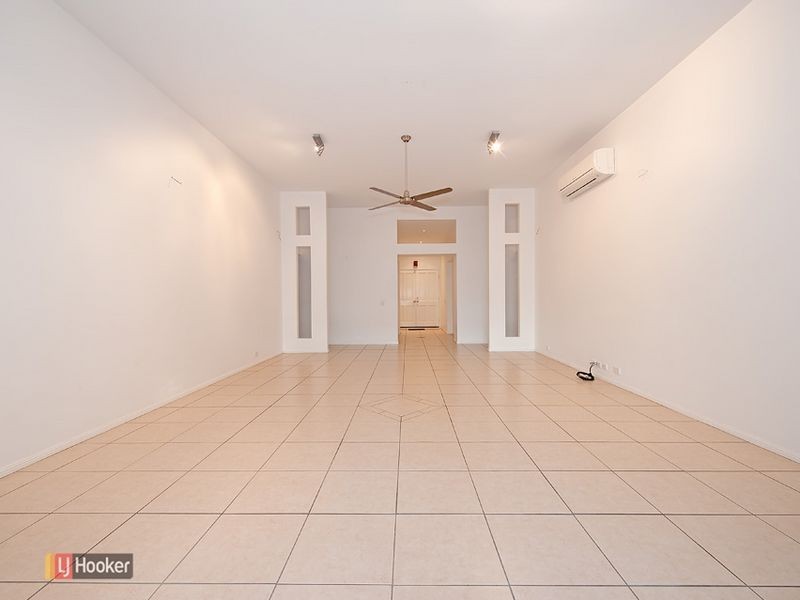 11 Canundra Street, North Lakes QLD 4509