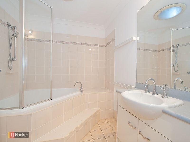 11 Canundra Street, North Lakes QLD 4509