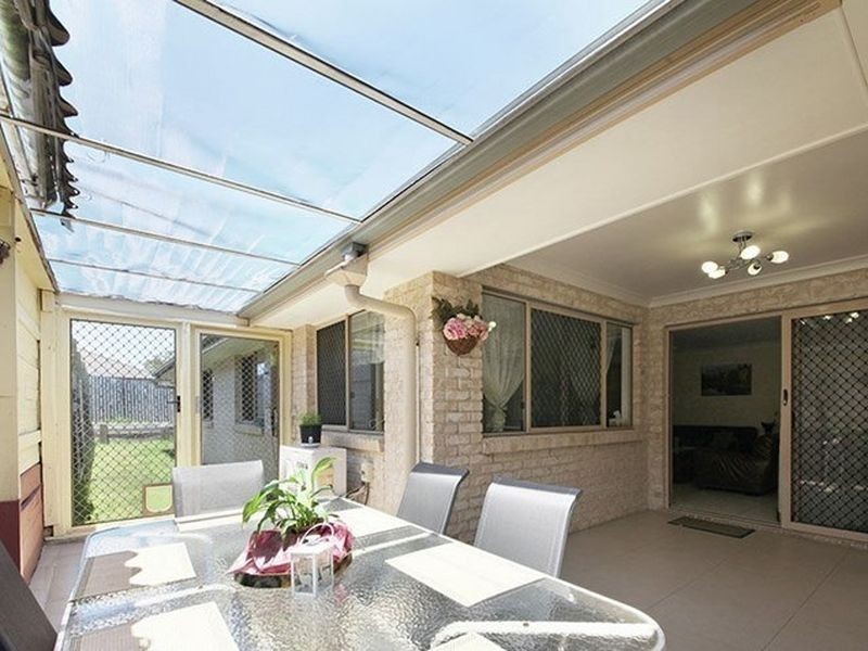 1/4 Olivine Court, Rothwell QLD 4022