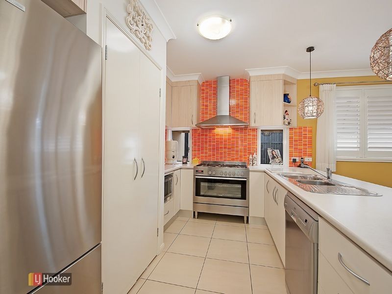 8 Troon Street, North Lakes QLD 4509