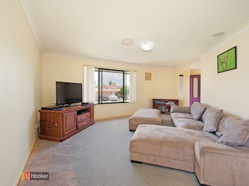 35 Finnegan Street, Rothwell QLD 4022