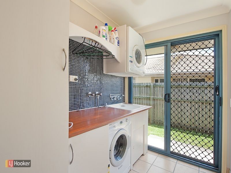 35 Finnegan Street, Rothwell QLD 4022