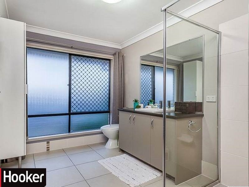 4 Kennedia Court, North Lakes QLD 4509