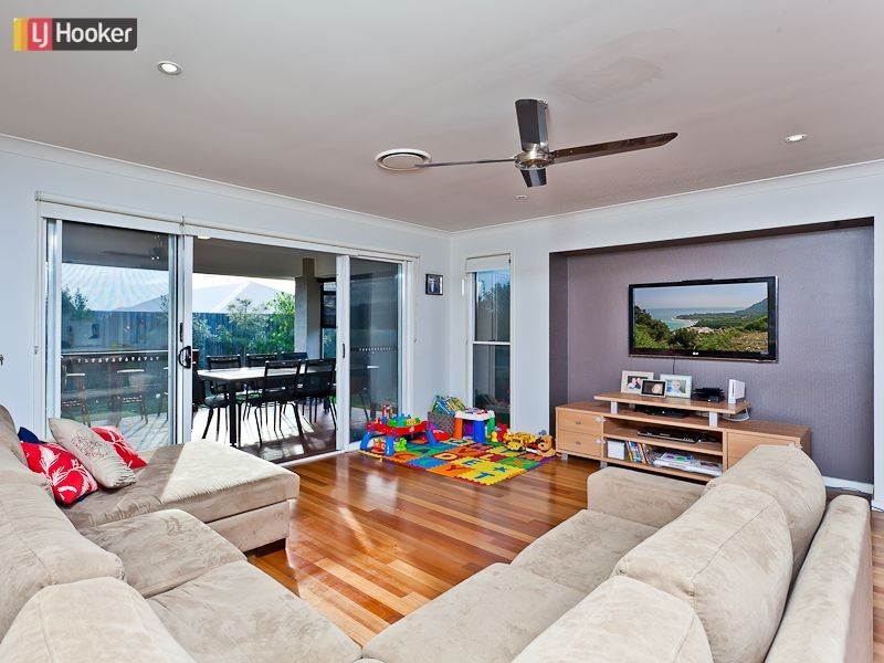 16 Lakeview Terrace, Murrumba Downs QLD 4503