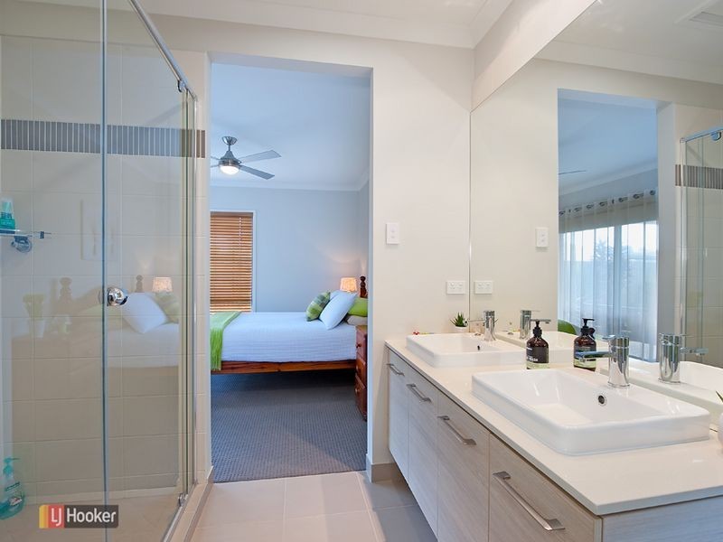 36 Capricorn Circuit, North Lakes QLD 4509