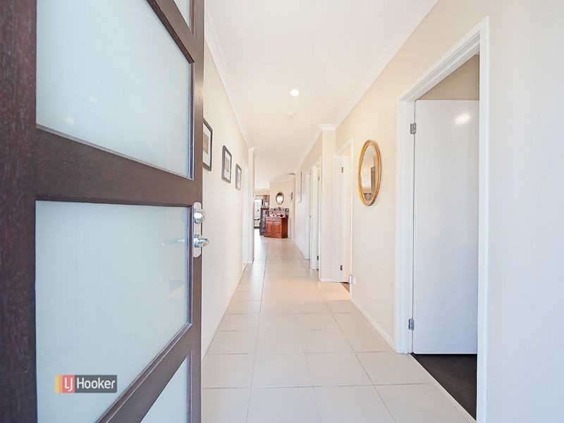 22 Troon Street, North Lakes QLD 4509