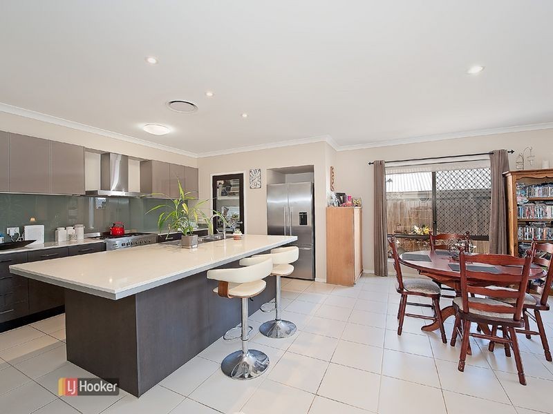 22 Troon Street, North Lakes QLD 4509