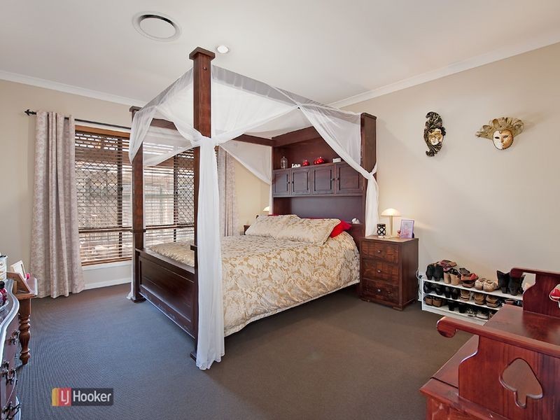 22 Troon Street, North Lakes QLD 4509