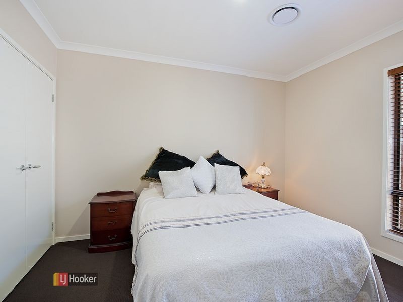 22 Troon Street, North Lakes QLD 4509