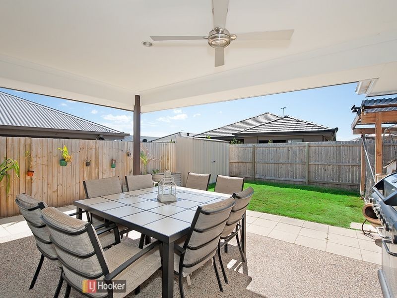 22 Troon Street, North Lakes QLD 4509