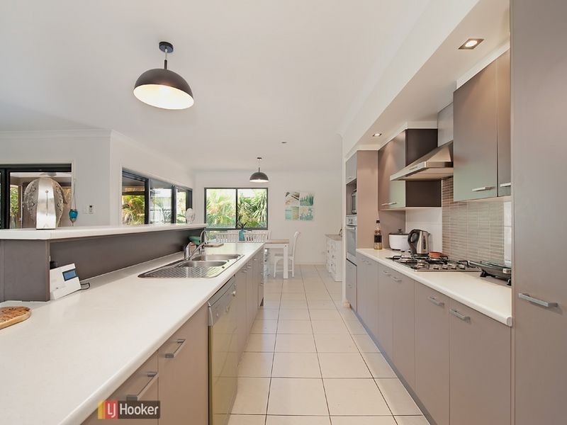 11 Clearwater Crescent, Murrumba Downs QLD 4503