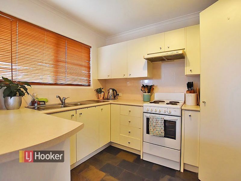 8 Golden Avenue, Kallangur QLD 4503