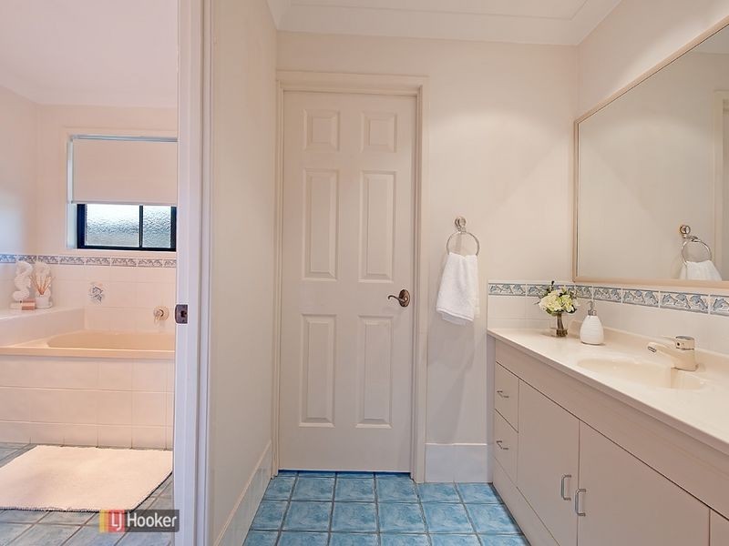 42 Lapwing Crescent, Mango Hill QLD 4509