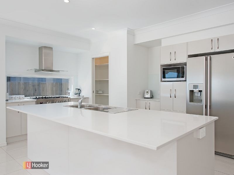 27 Mckee Crescent, Mango Hill QLD 4509