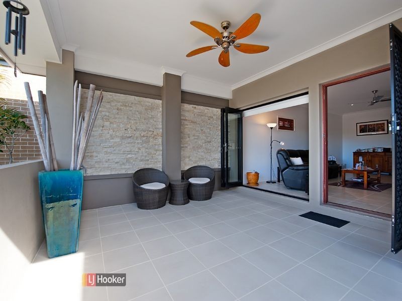 102 Nicklaus Parade, North Lakes QLD 4509