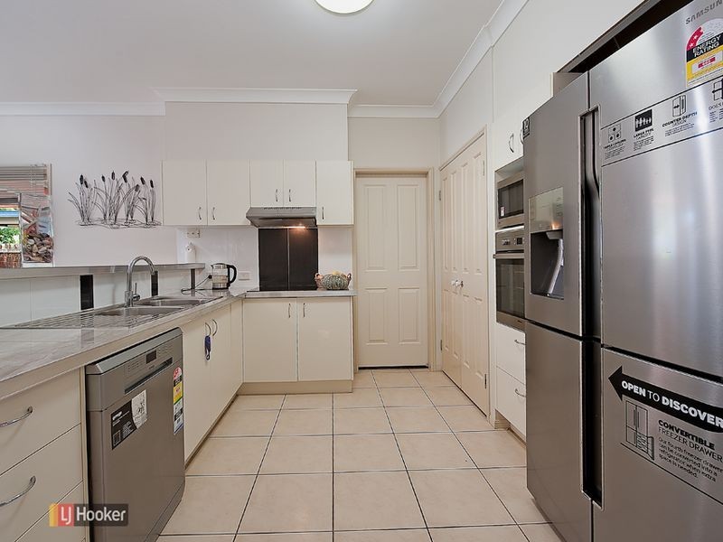 12 Brockman Street, North Lakes QLD 4509